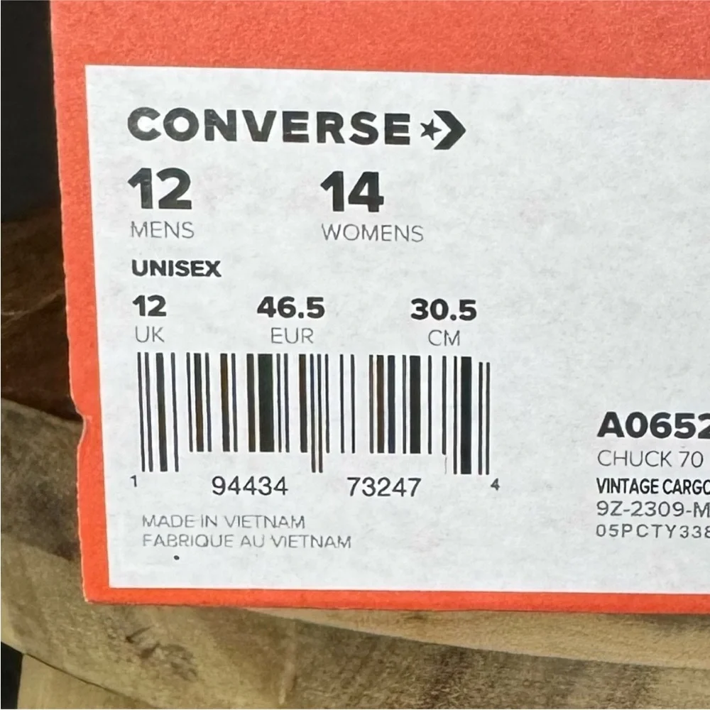 Converse Men's Low-Top Sneakers in Light Taupe and White - Picture 14 of 14